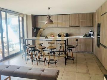 VENTA DEPTO. 2D-3B LAS CONDES, EXCELENTE UBICACIÓN