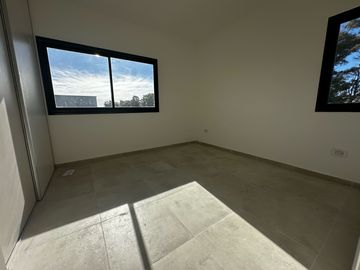 Casa en Santa Elisa pilar del este