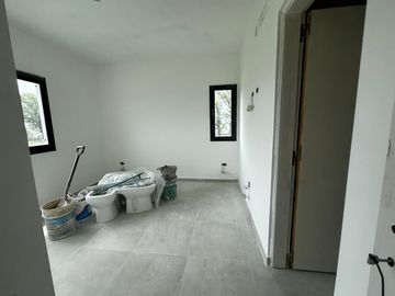 Casa en Santa Elisa pilar del este