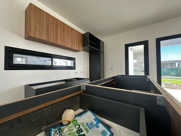 Casa en Santa Elisa pilar del este