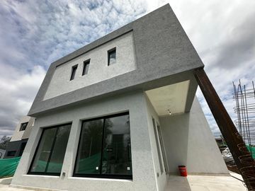 Casa en Santa Elisa pilar del este