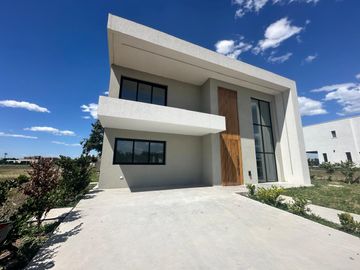 Casa en Venta Santa Elisa