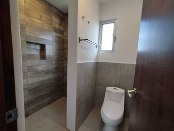 Venta de casa nueva en Pedregal De Schoenstatt Corregidora
