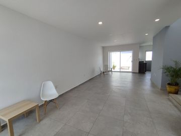 Venta de casa nueva en Pedregal De Schoenstatt Corregidora