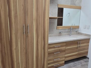 Venta de casa nueva con 4 rec y Roof Garden en Pedregal de Schoenstatt