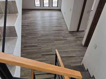 Venta de casa nueva con 4 rec y Roof Garden en Pedregal de Schoenstatt