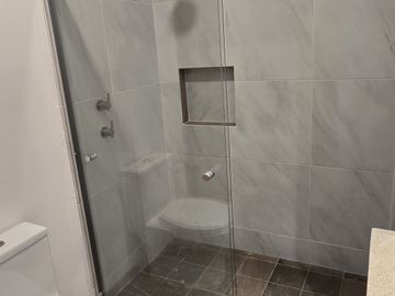 Venta de casa nueva con 4 rec y Roof Garden en Pedregal de Schoenstatt