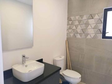 Casa nueva con habitación en pb en Cañadas Del Arroyo