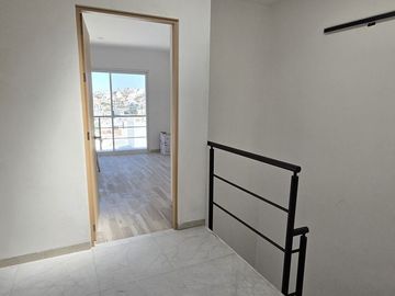 Preventa de casa en Pedregal de Schoenstatt con recama en PB