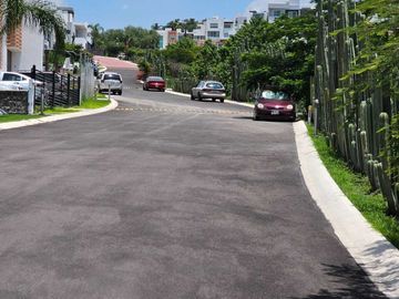 Venta de casa nueva en Cumbres del Cimatario con recamara en PB