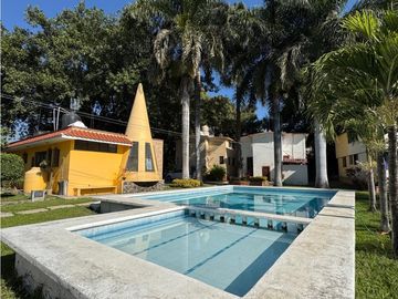 CASA EN VENTA EN LOMAS DE CUERNAVACA