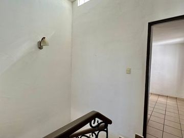 Casa en venta en esquina en Pradera Dorada, Blvd. Norma Corona