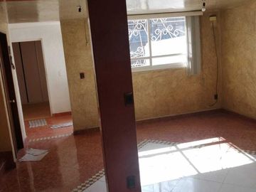 CASA EN VENTA VIVEROS DEL VALLE