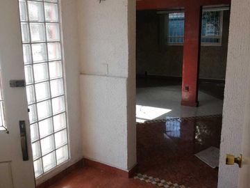 CASA EN VENTA VIVEROS DEL VALLE