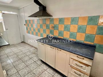 Venta de casa esquina villa santa Carolina