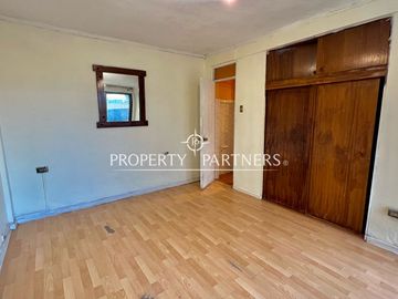 Venta de casa esquina villa santa Carolina