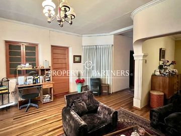Venta de casa muy cerca del metro