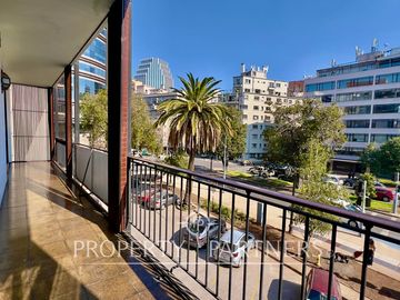Espectacular departamento grandes espacios en Parque Forestal