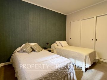 Espectacular departamento grandes espacios en Parque Forestal