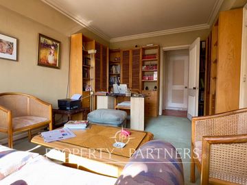 Espectacular departamento grandes espacios en Parque Forestal