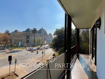 Espectacular departamento grandes espacios en Parque Forestal