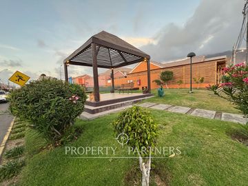 Acogedora casa sector Costa Laguna