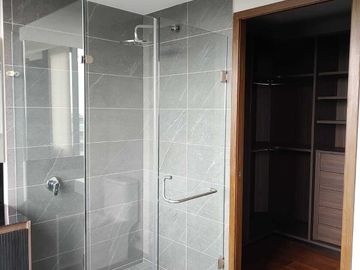 Renta departamento nuevo en Bezares