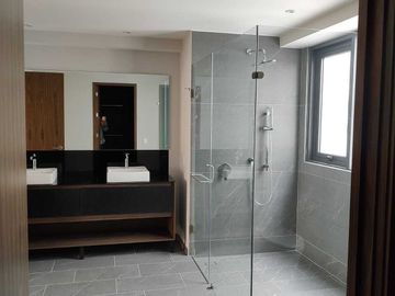 Renta departamento nuevo en Bezares
