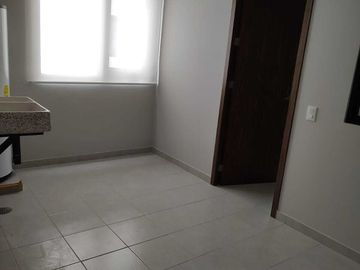 Renta departamento nuevo en Bezares