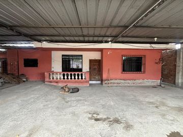 Casa en Venta, La Mocora, Parroquia Colon, Cantón Portoviejo