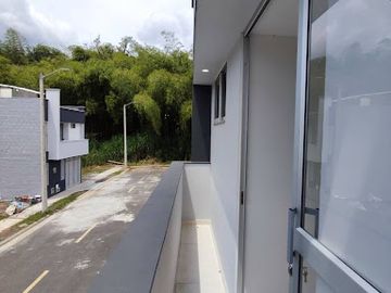 VENTA de CASAS en DOSQUEBRADAS