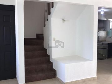Casa en venta en privada, Col. San Juan Buenavista, Toluca.