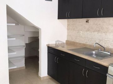 Casa en venta en privada, Col. San Juan Buenavista, Toluca.