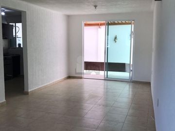 Casa en venta en privada, Col. San Juan Buenavista, Toluca.