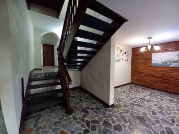 CASA EN ARRIENDO EN LA CAMELIA - MANIZALES