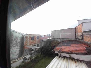CASA EN ARRIENDO EN LA CAMELIA - MANIZALES