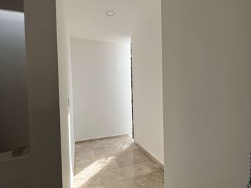 CASA VENTA MERIDA 3 RECAMARAS Y PISCINA EN PRIVADA CON AMENIDADES CONKAL