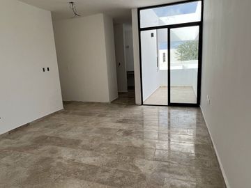 CASA VENTA MERIDA 3 RECAMARAS Y PISCINA EN PRIVADA CON AMENIDADES CONKAL