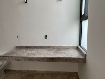 CASA VENTA MERIDA 3 RECAMARAS Y PISCINA EN PRIVADA CON AMENIDADES CONKAL