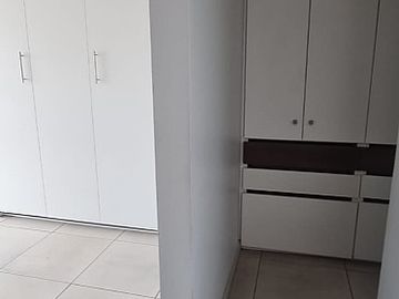 SE VENDE 1 AMBIENTE REÑACA NORTE, AV CONCON REÑACA