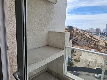 SE VENDE 1 AMBIENTE REÑACA NORTE, AV CONCON REÑACA