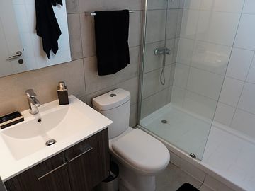SE VENDE 1 AMBIENTE REÑACA NORTE, AV CONCON REÑACA