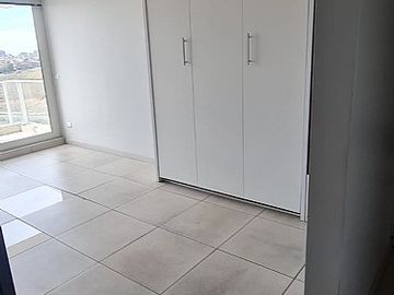 SE VENDE 1 AMBIENTE REÑACA NORTE, AV CONCON REÑACA