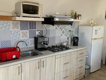 EXCELENTE UBICACIÓN RESIDENCIAL REÑACA COLEGIO MACKAY