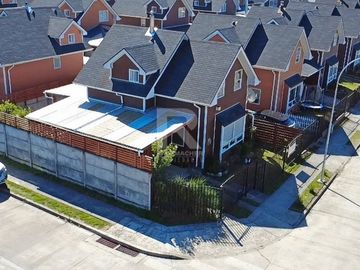 OPORTUNIDAD.  LINDA CASA EN QUILÉN BAJO SECTOR MIRADOR.