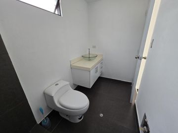 VENDO PENTHOUSE CON PISCINA EN MIRAFLORES