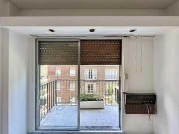 Departamento 3 ambientes con cochera en Recoleta