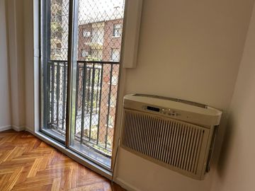 Departamento 3 ambientes con cochera en Recoleta