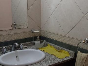 Casa en venta - 2 Dormitorios 1 Baño - Cochera - 1.200Mts2 - Córdoba