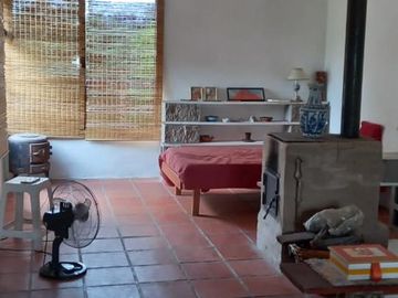 Casa en venta - 2 Dormitorios 1 Baño - Cochera - 1.200Mts2 - Córdoba